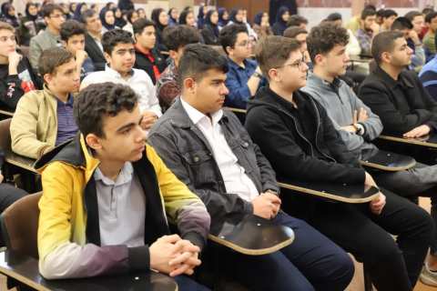 پیام آذری