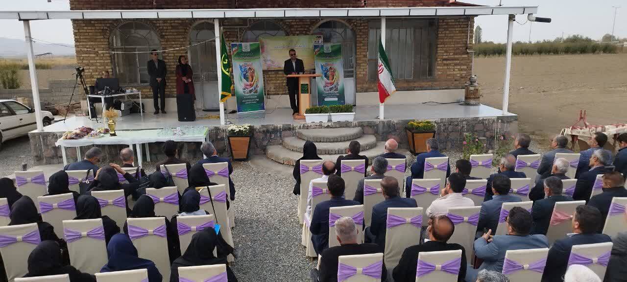 پیام آذری