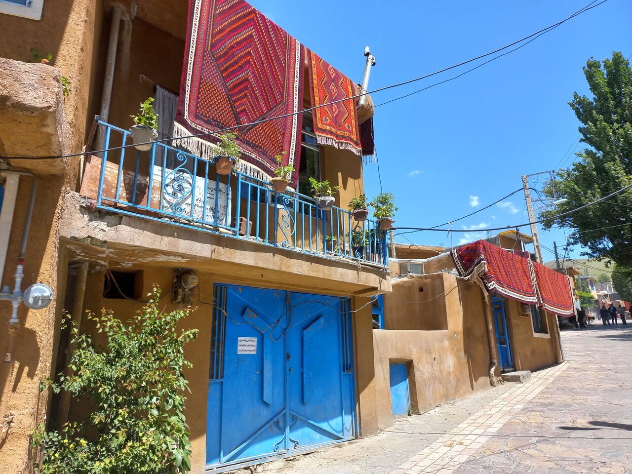 پیام آذری