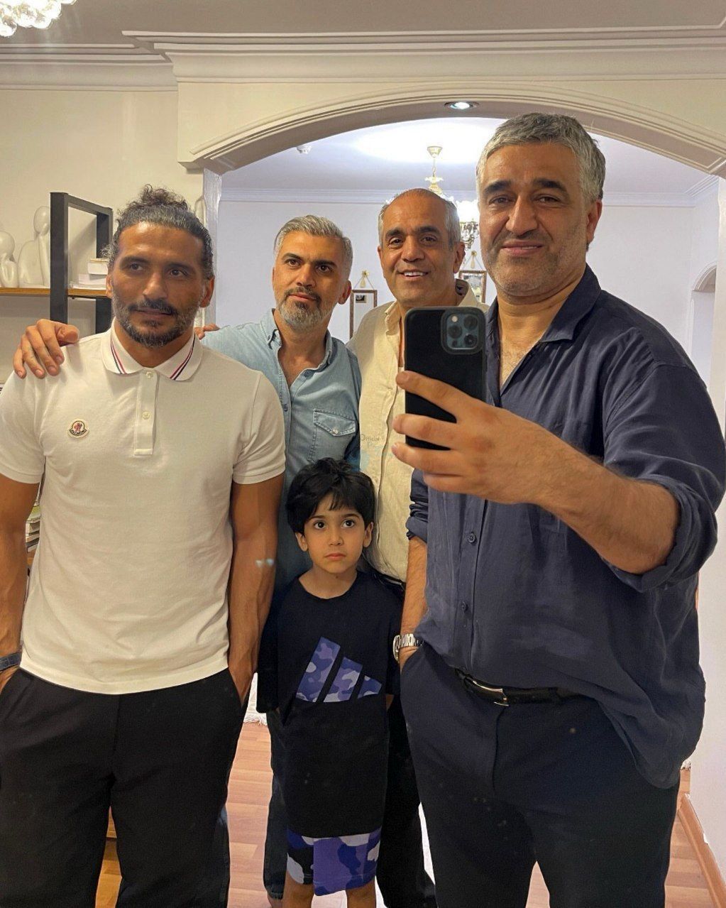 پیام آذری