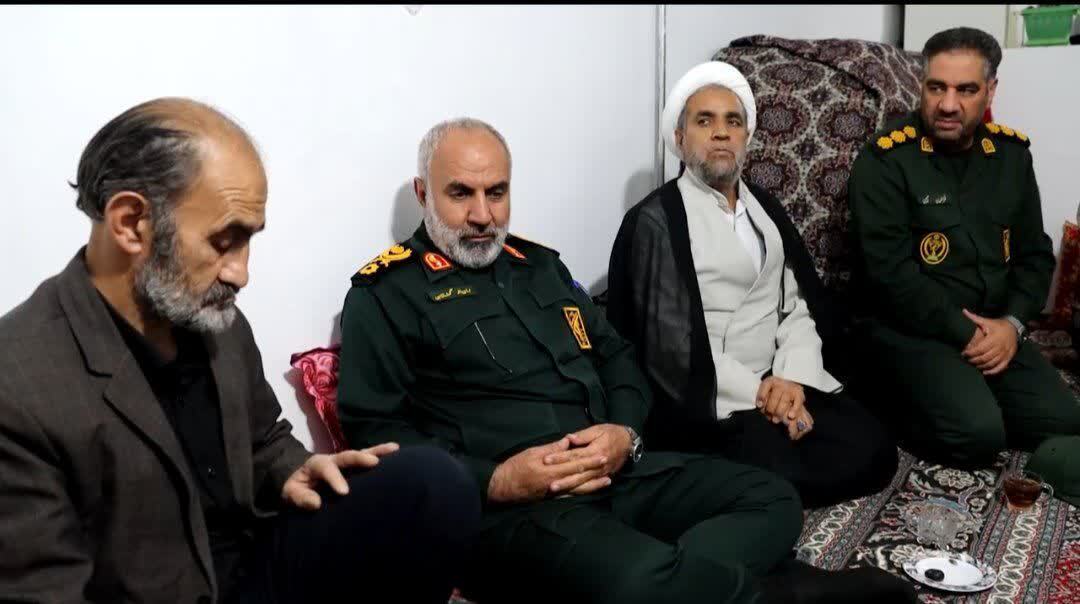 پیام آذری