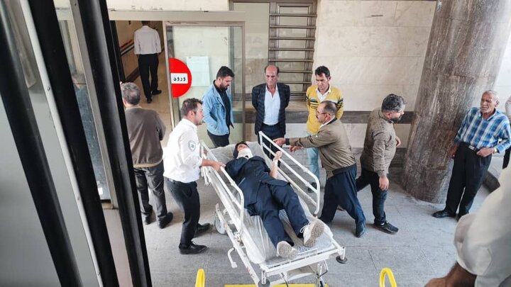 قائمی: ۱۱ دانش‌آموز حادثه مینی‌بوس در نقده از بیمارستان ترخیص شدند