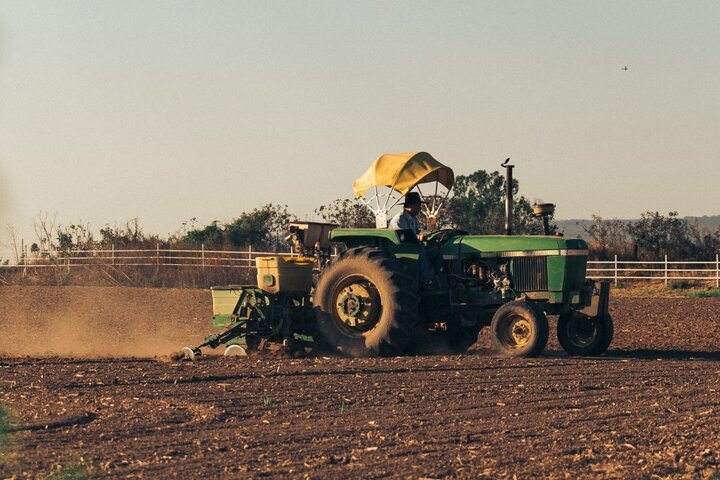 احمدی: صدور ۳۴۲مجوز فعالیت واحد خدمات مکانیزه در  آذربایجان غربی