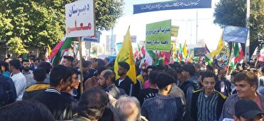 آغاز راهپیمایی یوم الله ۱۳ آبان در ارومیه