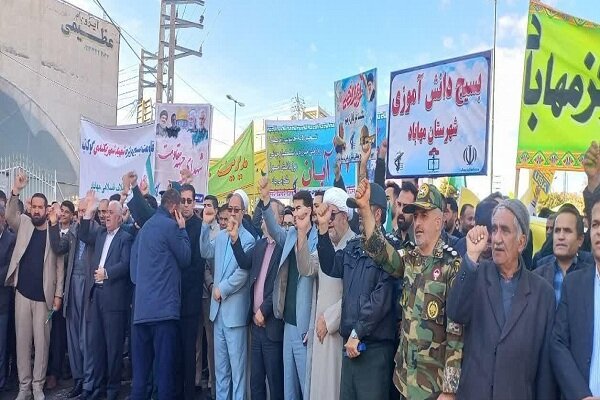 خروش انقلابی آذری ها علیه استکبار جهانی؛ آغاز راهپیمایی ۱۳ آبان