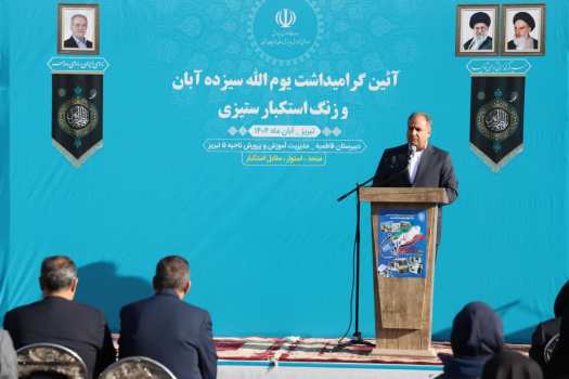 علم و اخلاق، راه ایستادگی نوجوانان در برابر استکبار جهانی است