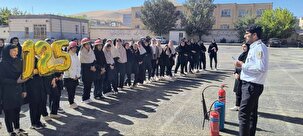 آشنایی دانش آموزان بوکانی با نکات ایمنی