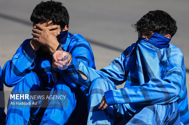 دستگیری عاملان قدرت نمایی با قمه در میانه