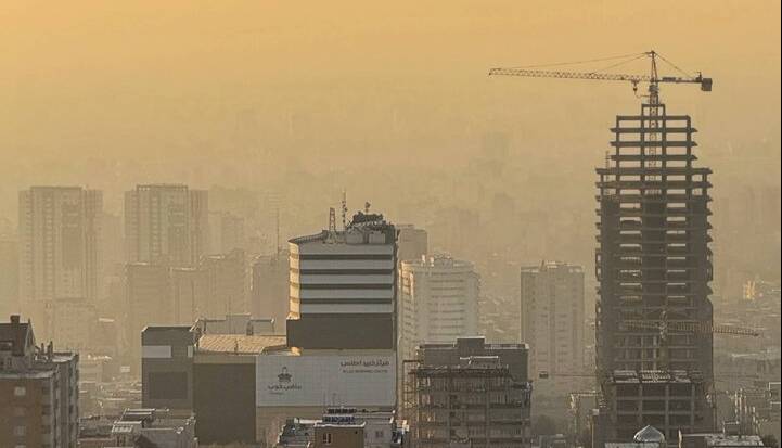 هوای تبریز  برای گروه‌های حساس ناسالم است