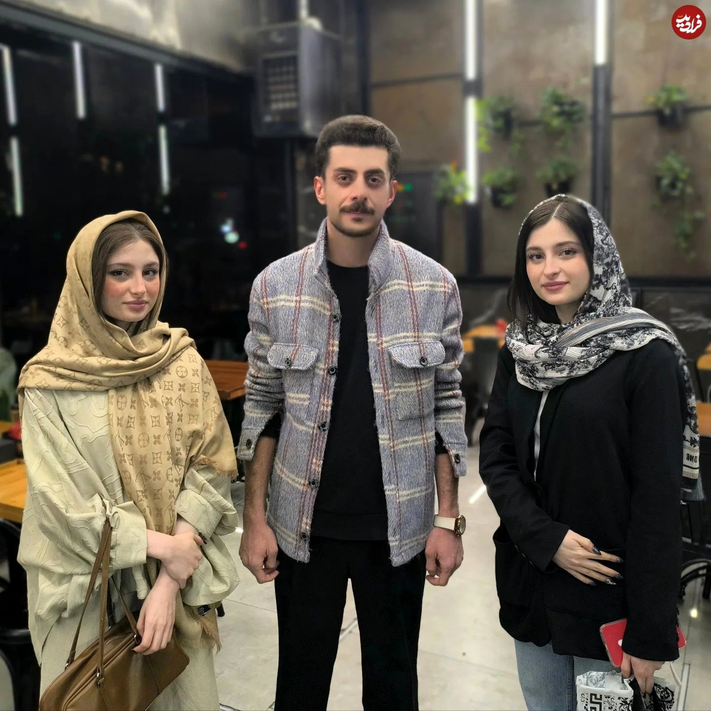 پیام آذری