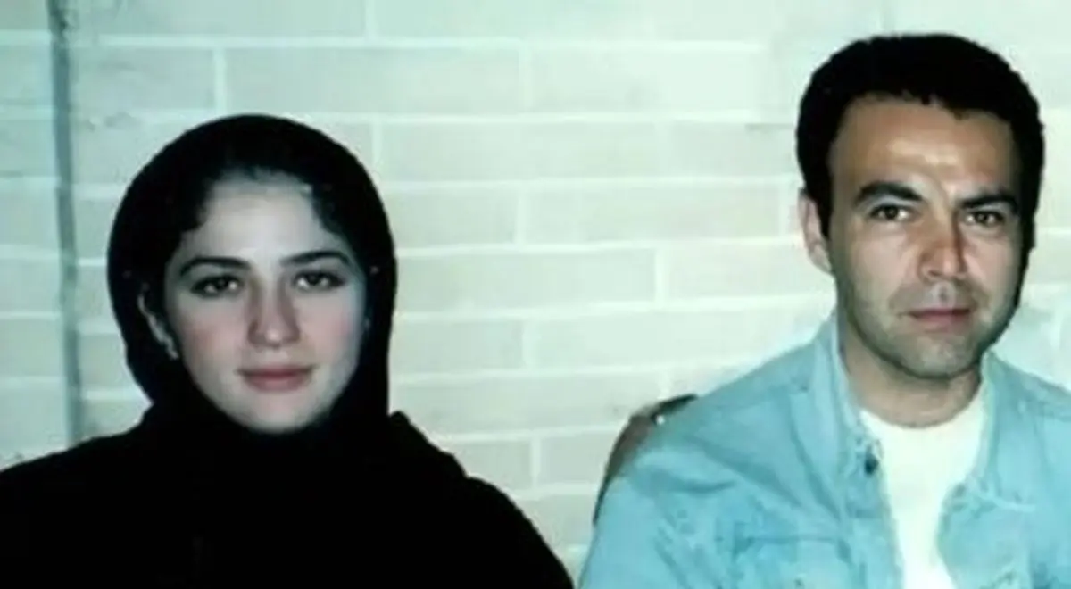 سفر زمان؛ «عسل بدیعی، همسر دوم فریبرز عرب‌نیا» در ۳ سالگی در کنار خواهرش غزل