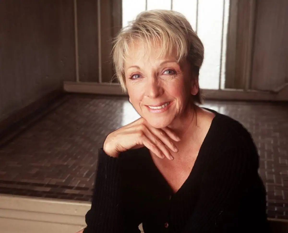 وداع با بانوی صحنه‌ها؛ الیزابت فرانز در ۸۴ سالگی درگذشت