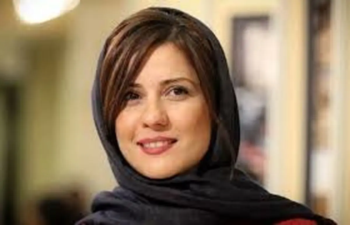 سارا بهرامی با یک استایل شیک و تازه دلبری کرد/ ویدئو