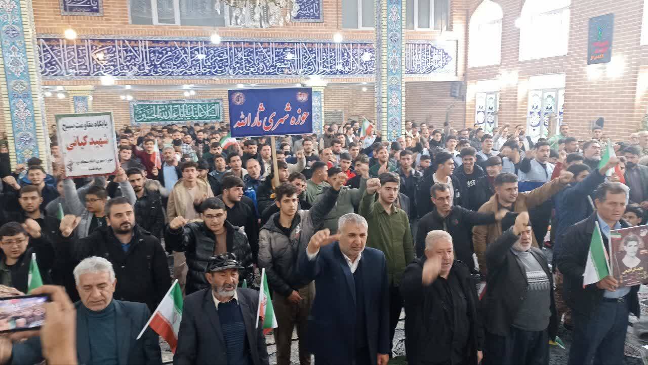 بسیج گفتمان زنده انقلاب و الگوی آزادی‌خواهان جهان است