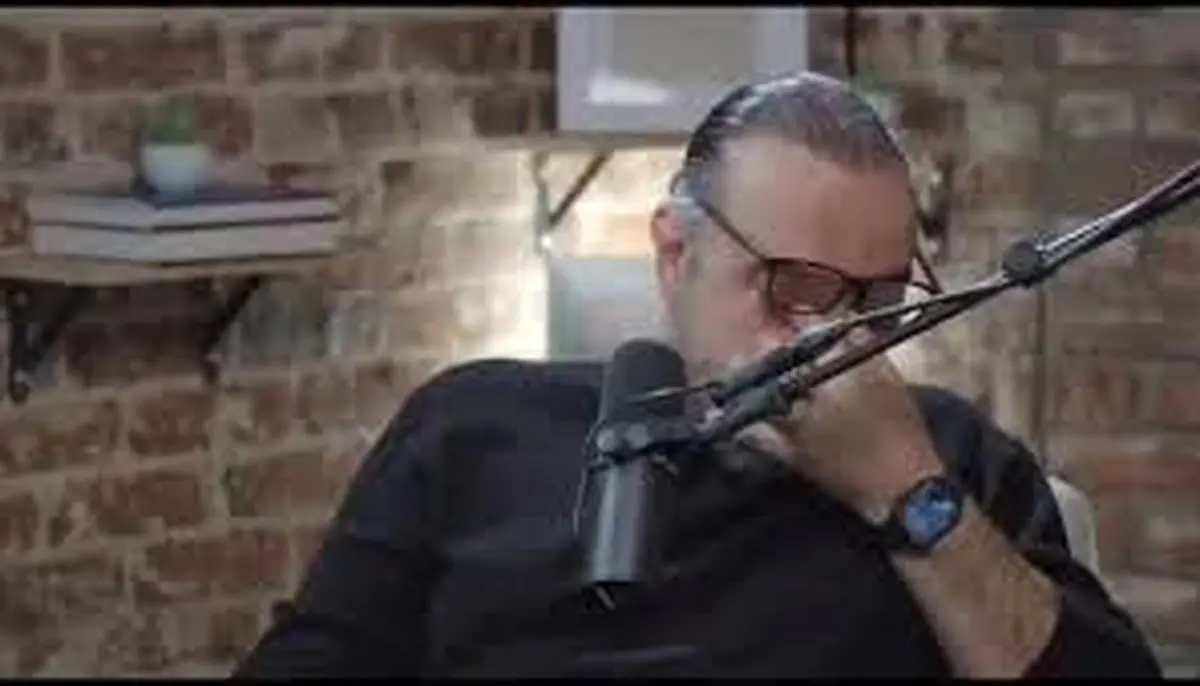 اشکهای برزو ارجمند و پشیمانی وی از مهاجرت/ ویدئو