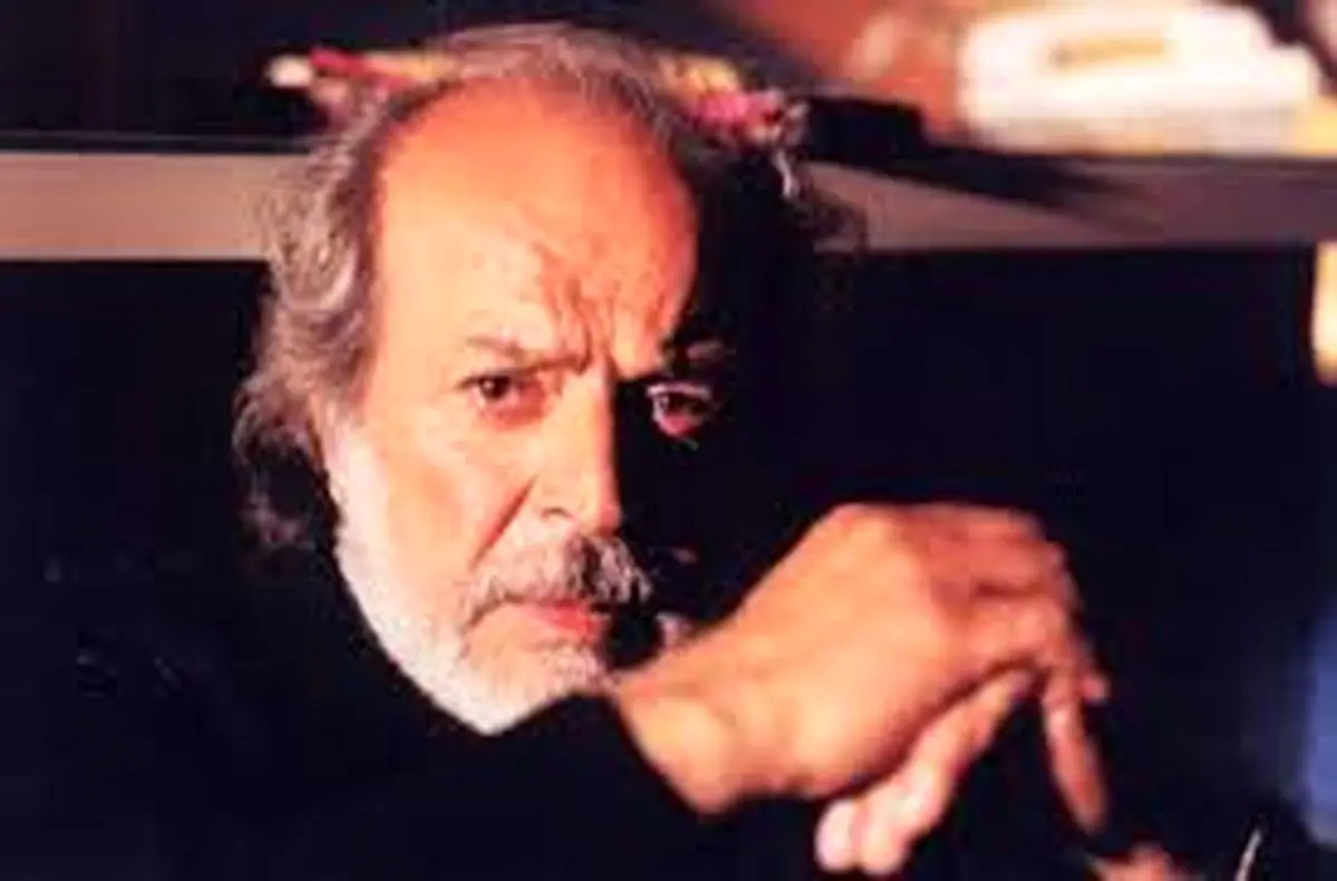 سفر در زمان؛ «ایرج قادری» در کنار پسرش «تورج قادری»؛ اواخر دهه ۳۰