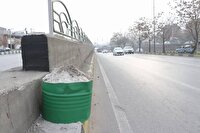 جایگذاری کیسه‌های شن و نمک در نقاط حساس شهری