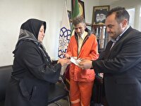 کارگر شهرداری، دستبند ۹۶ میلیونی را به صاحبش بازگرداند