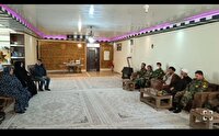 تکریم خانواده شهدا در سلماس