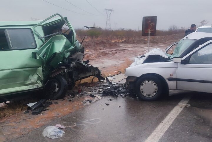 شادی نیا: حادثه رانندگی در شبستر یک فوتی و پنج مصدوم داشت