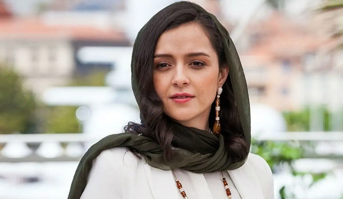 سفر در زمان؛ «ترانه علیدوستی» در ماه های نخست تولد روی دوش پدر؛ سال ۱۳۶۲