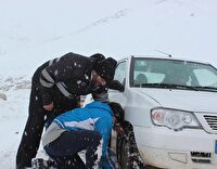 تردد در گردنه‌های سردشت بدون زنجیرچرخ امکان‌پذیر نیست