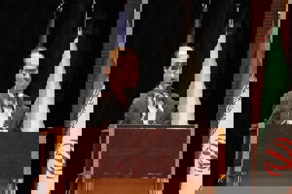 خیرخواه: امسال ۴ میلیارد دلار صادرات از مرزهای آذربایجان غربی انجام شد