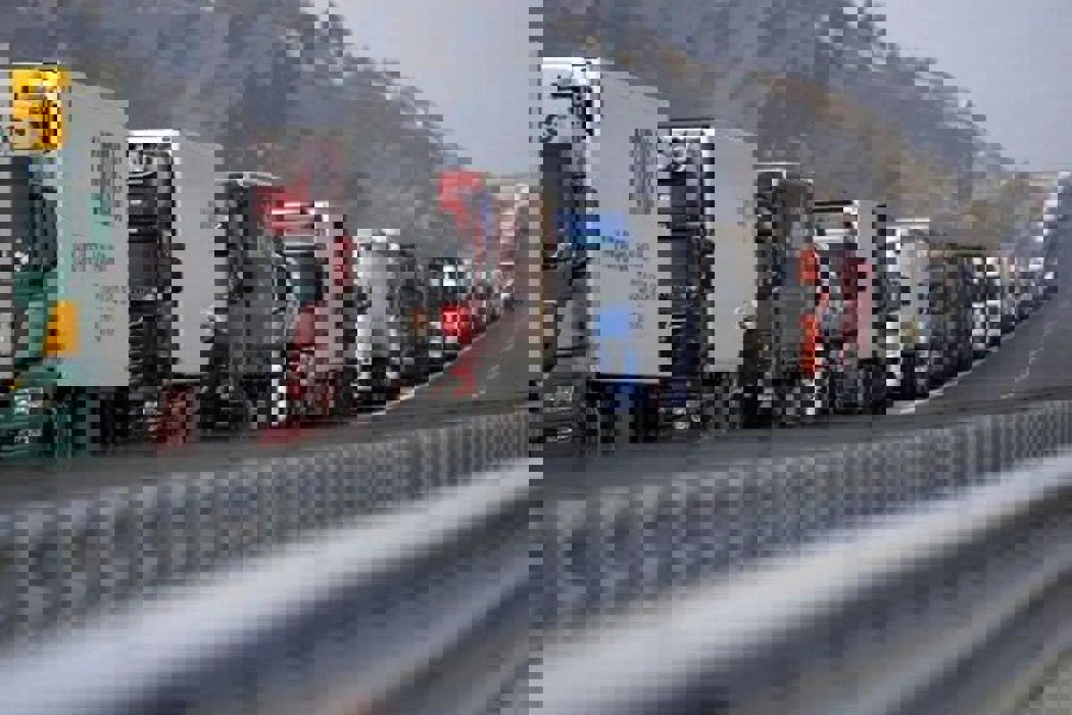 اکبری: نزدیک ۹ میلیون تن کالا در آذربایجان غربی جابجا شد