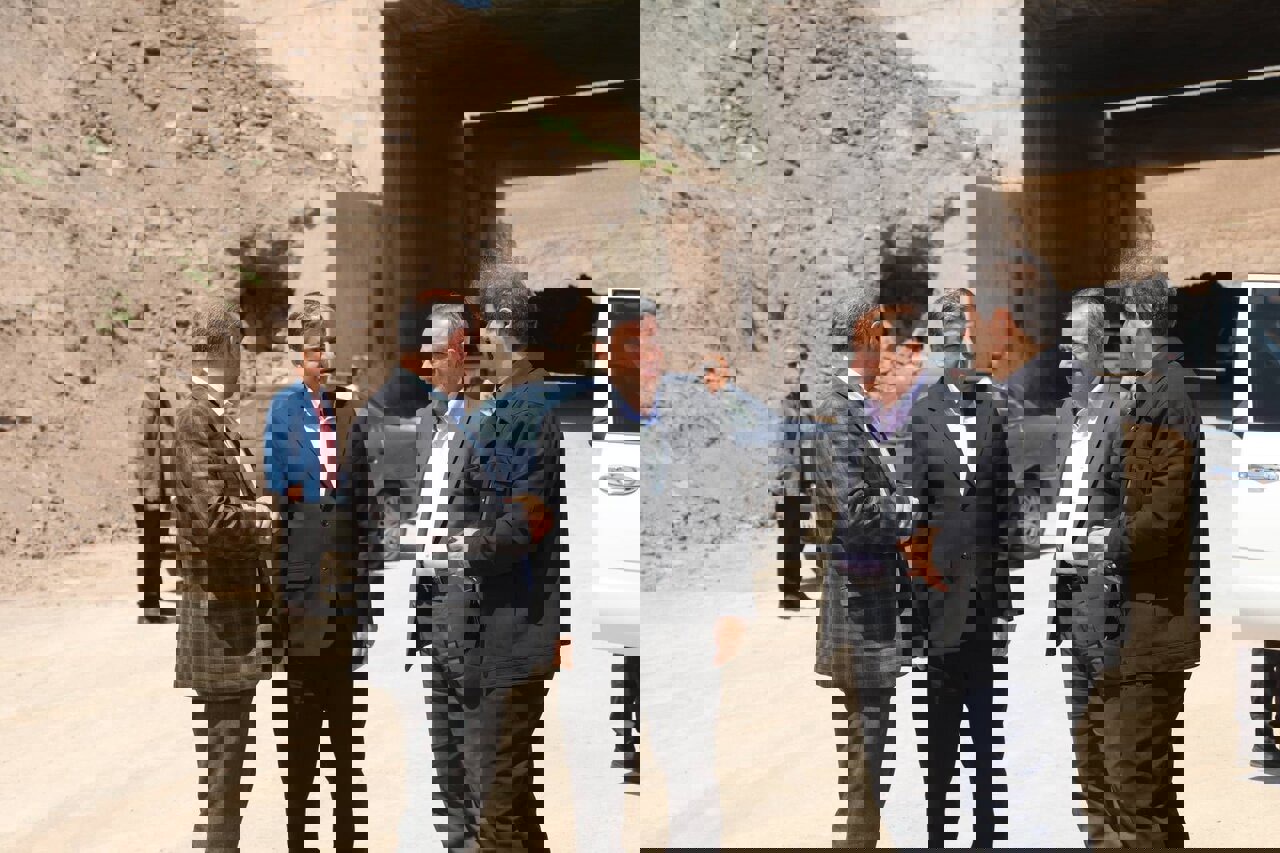 اعتبار کلان برای شتاب‌بخشی به پروژه‌های راه‌سازی اردبیل تزریق شد