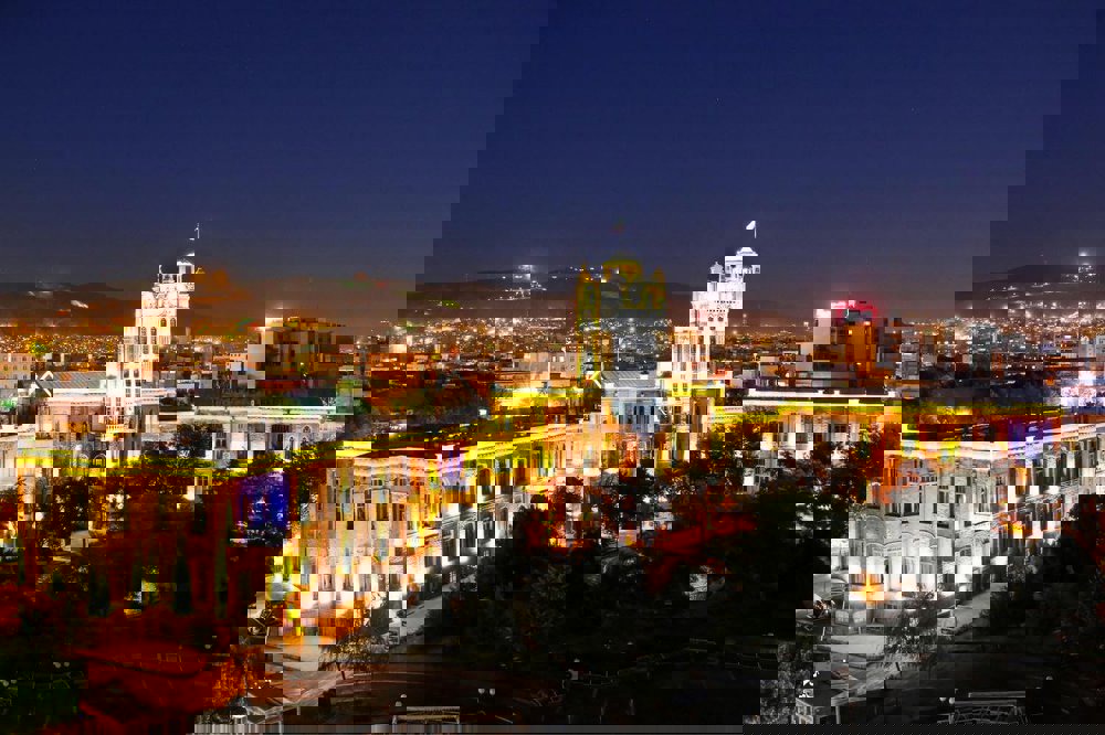 هوشیار: احیاء و میزبانی عمارت تاریخی ساعت تبریز از گردشگران نوروزی