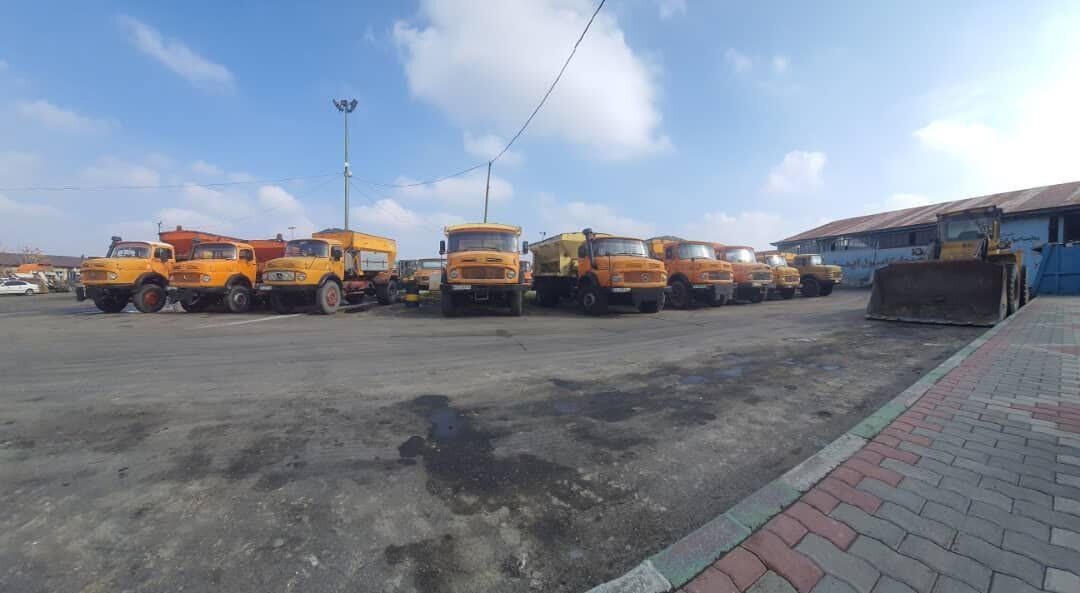 همزمان با پیش‌بینی بارش برف؛ نیرو‌های سازمان مدیریت پسماند به حالت آماده‌باش درآمدند