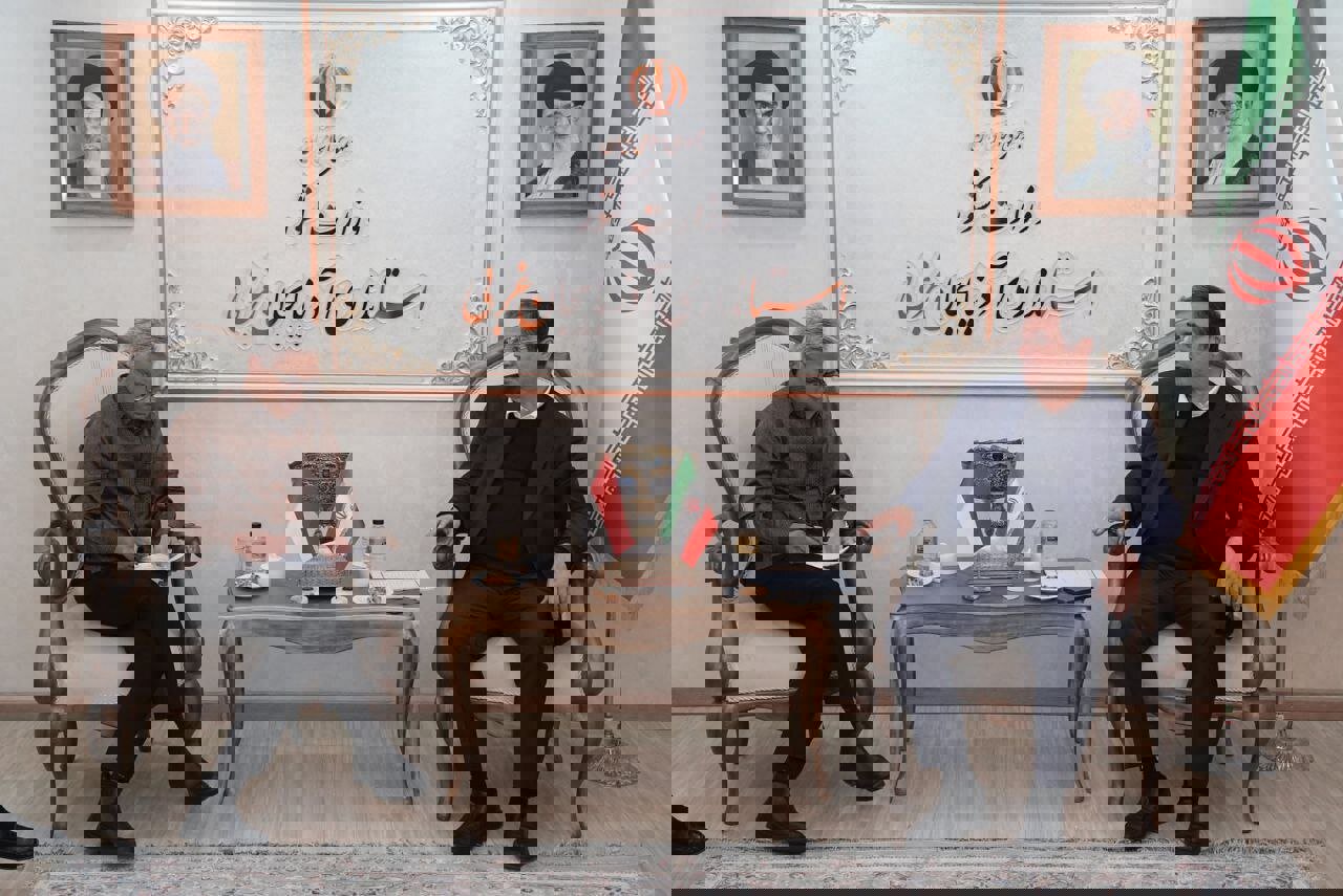 سومیرات: اندونزی آماده توسعه تعاملات اقتصادی با آذربایجان غربی است