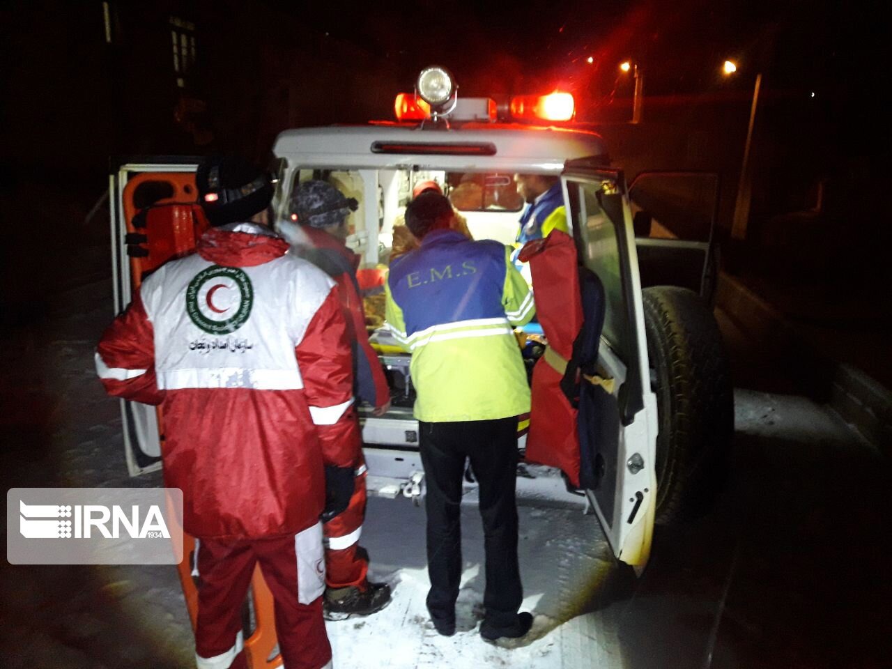 ۱۱ مصدوم از اتباع خارجی از سرمای منطقه کوهستانی خوی نجات یافتند