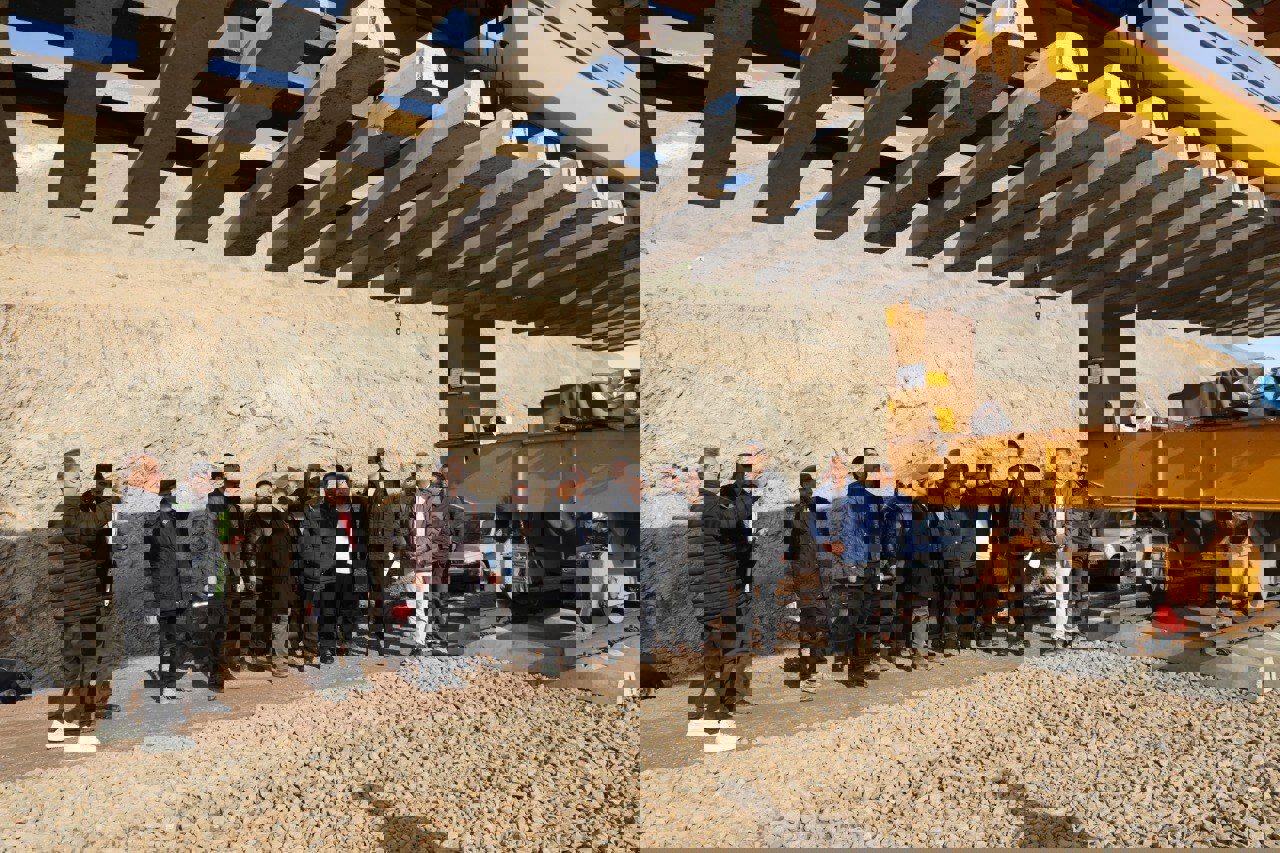 امامی یگانه: پروژه راه‌آهن اردبیل-میانه در آستانه تکمیل است