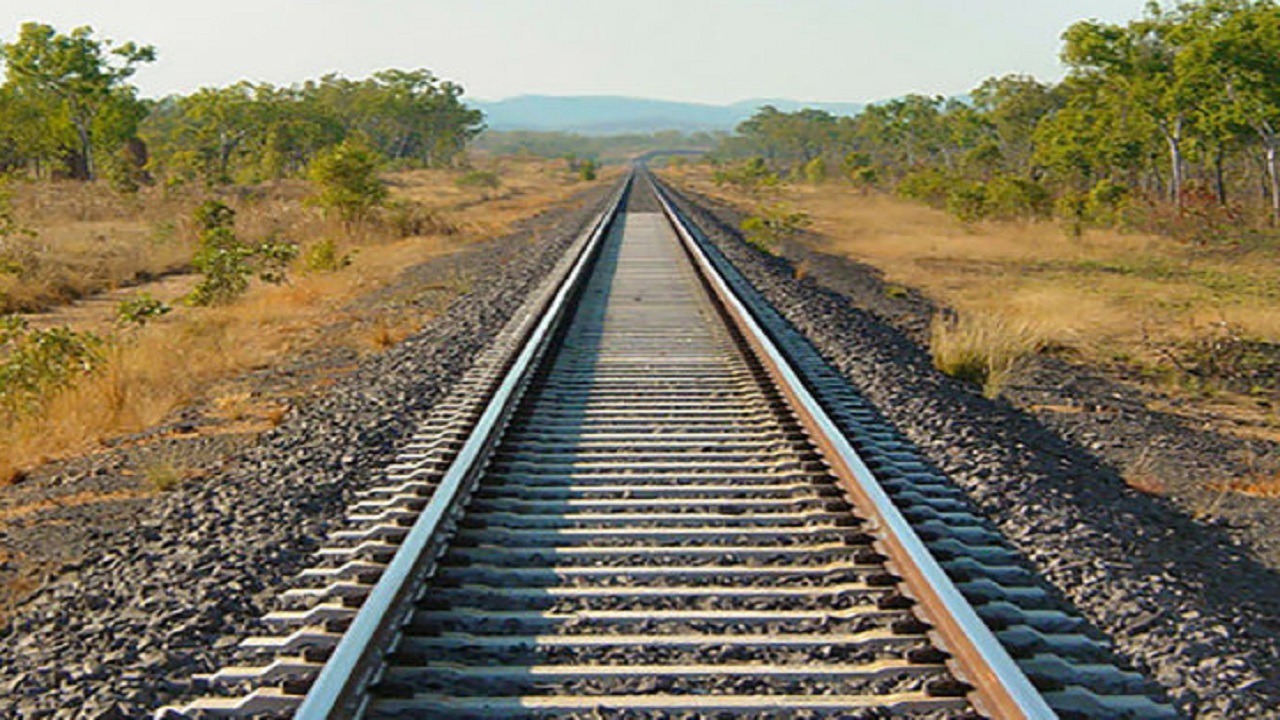 اصلاح آیین نامه حریم راه آهن در شهر‌های کشور