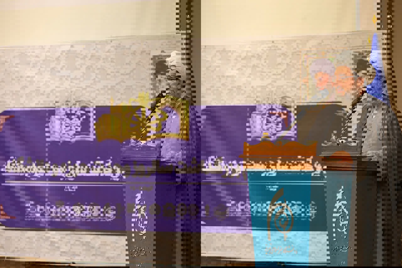 مطهری‌اصل: حل مسائل علوم انسانی در گرو وحدت واقعی حوزه و دانشگاه است