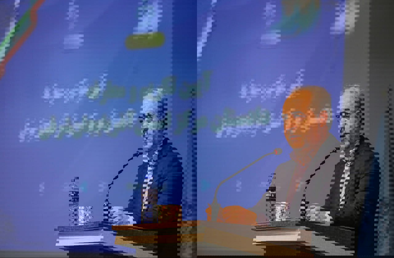 کسب رتبه نخست اقتصادی نتیجه هم‌افزایی دستگاه‌های دولتی و بخش خصوصی است