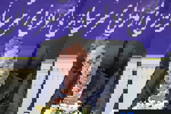 استاندار آذربایجان غربی: واحد راکد ۱۰ ساله سفال چایپاره احیا شود