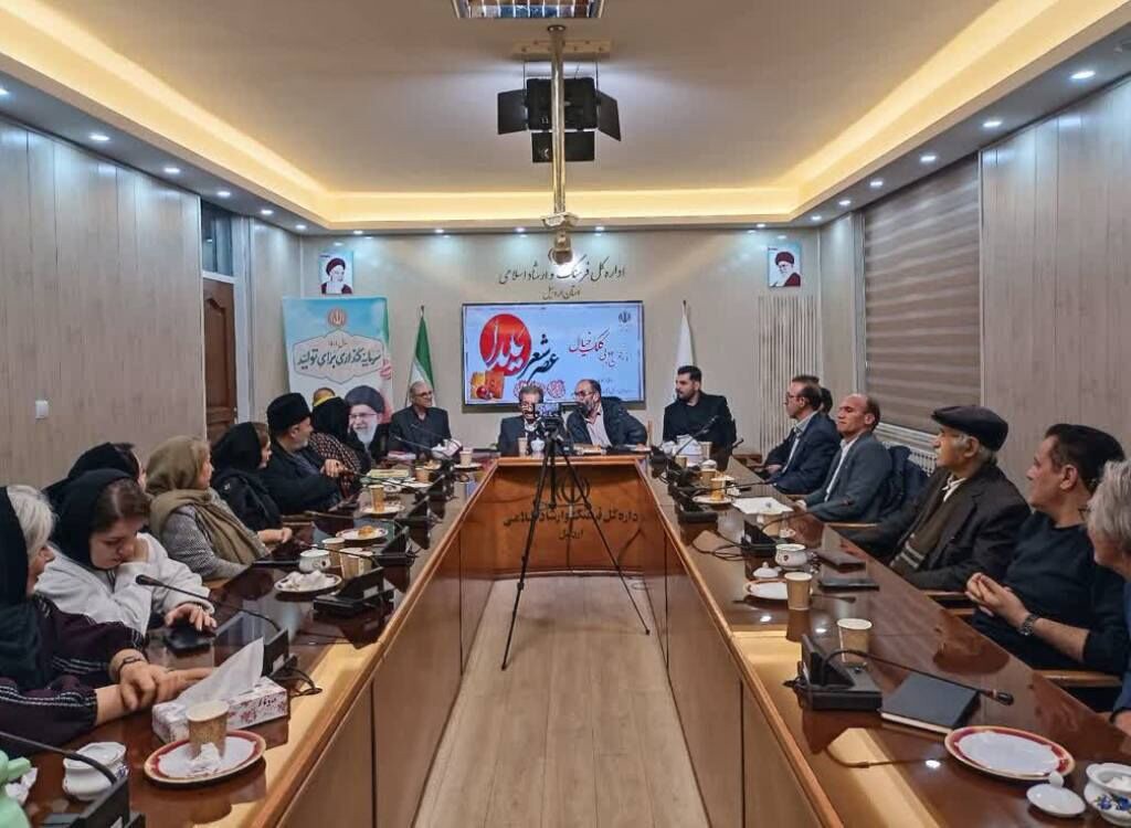 شعرای اردبیل گیسوی یلدا را شانه زدند