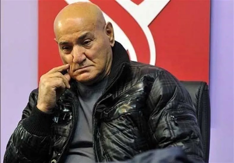 مردم در خیابان مرا خلافکار می بینند