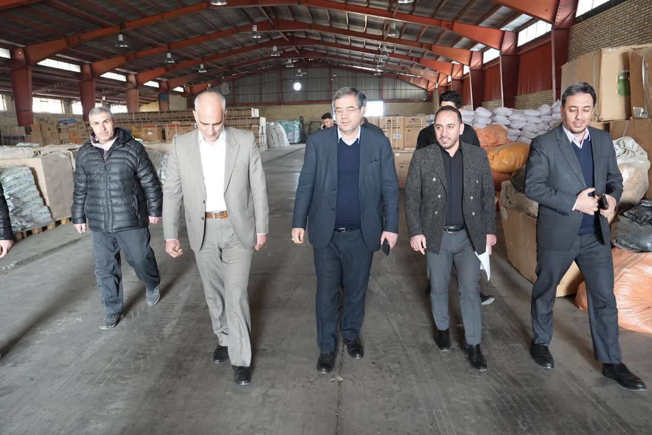بازدید استاندار آذربایجان‌غربی از انبار اموال تملیکی در ارومیه