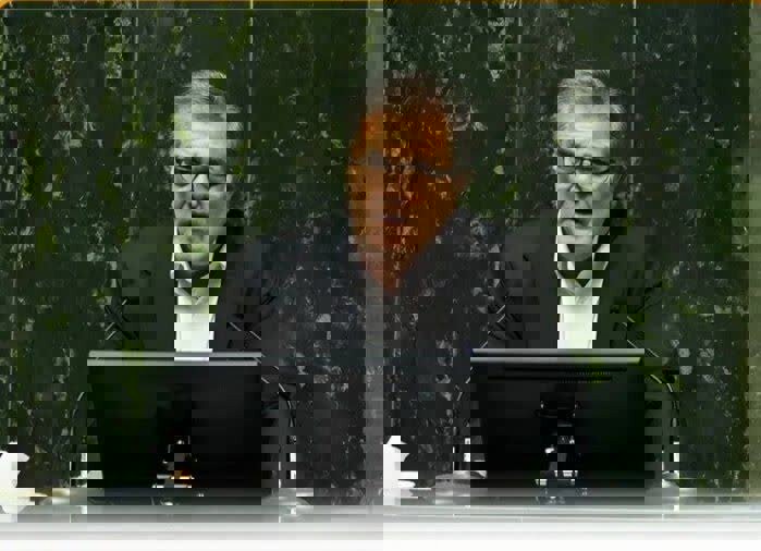 رضازاده:ارتقای معیشت اقشار کم‌درآمد در اولویت مجلس است