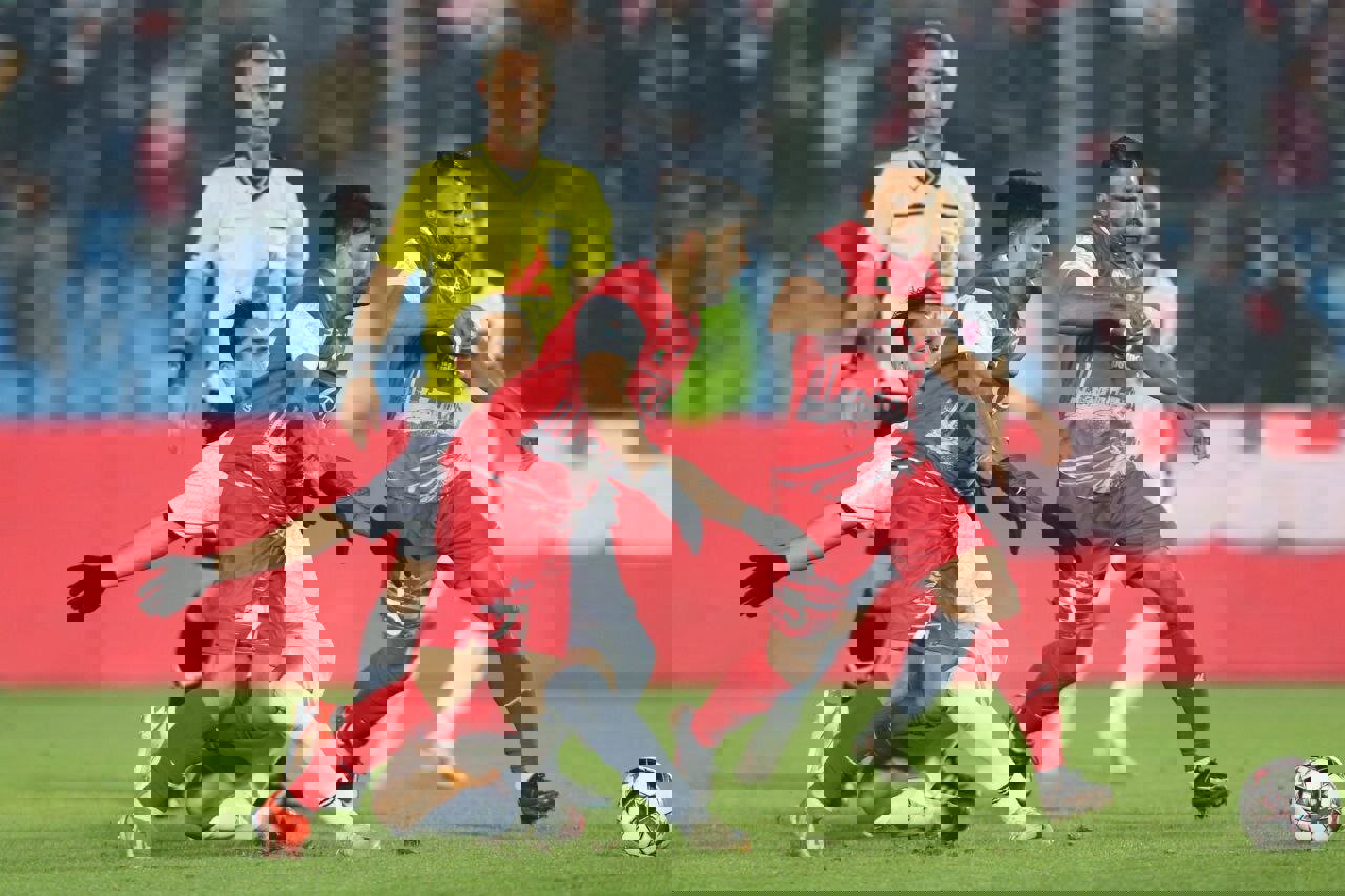 روز مهم پرسپولیس برابر تیمِ یک استقلالی/ چرخ تراکتور دوباره می چرخد؟