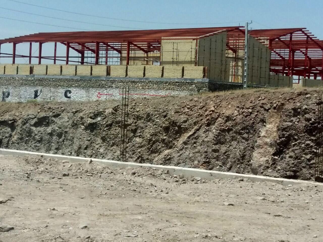 انعقاد ۲۷ قرارداد زمین با سرمایه‌گذاران در ناحیه صنعتی رضی