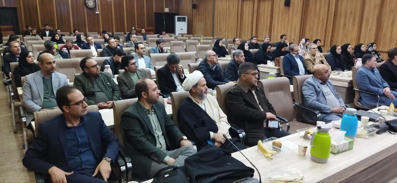 تجلیل از  پژوهشگران برتر  دانشکده علوم پزشکی خوی