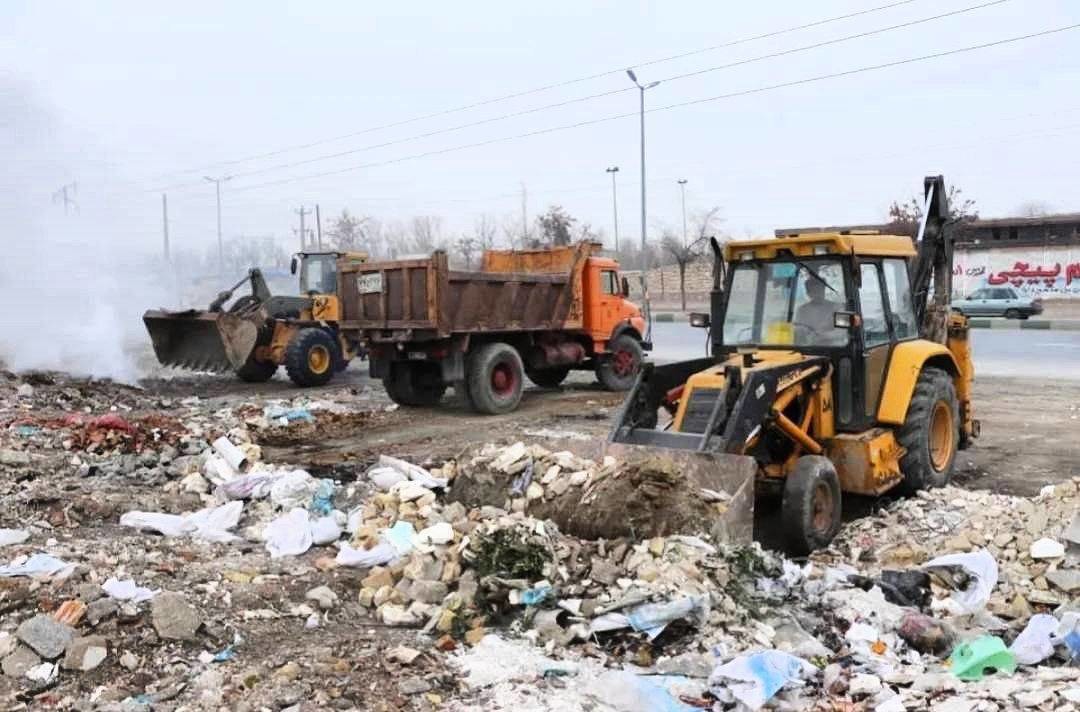 ساماندهی منظر ورودی‌های شهر ارومیه با پاکسازی جاده چی‌چست