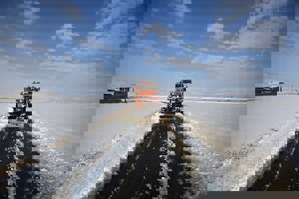 هشدار پلیس راه آذربایجان‌شرقی؛ برف و کولاک در ۵ محور ارتباطی استان