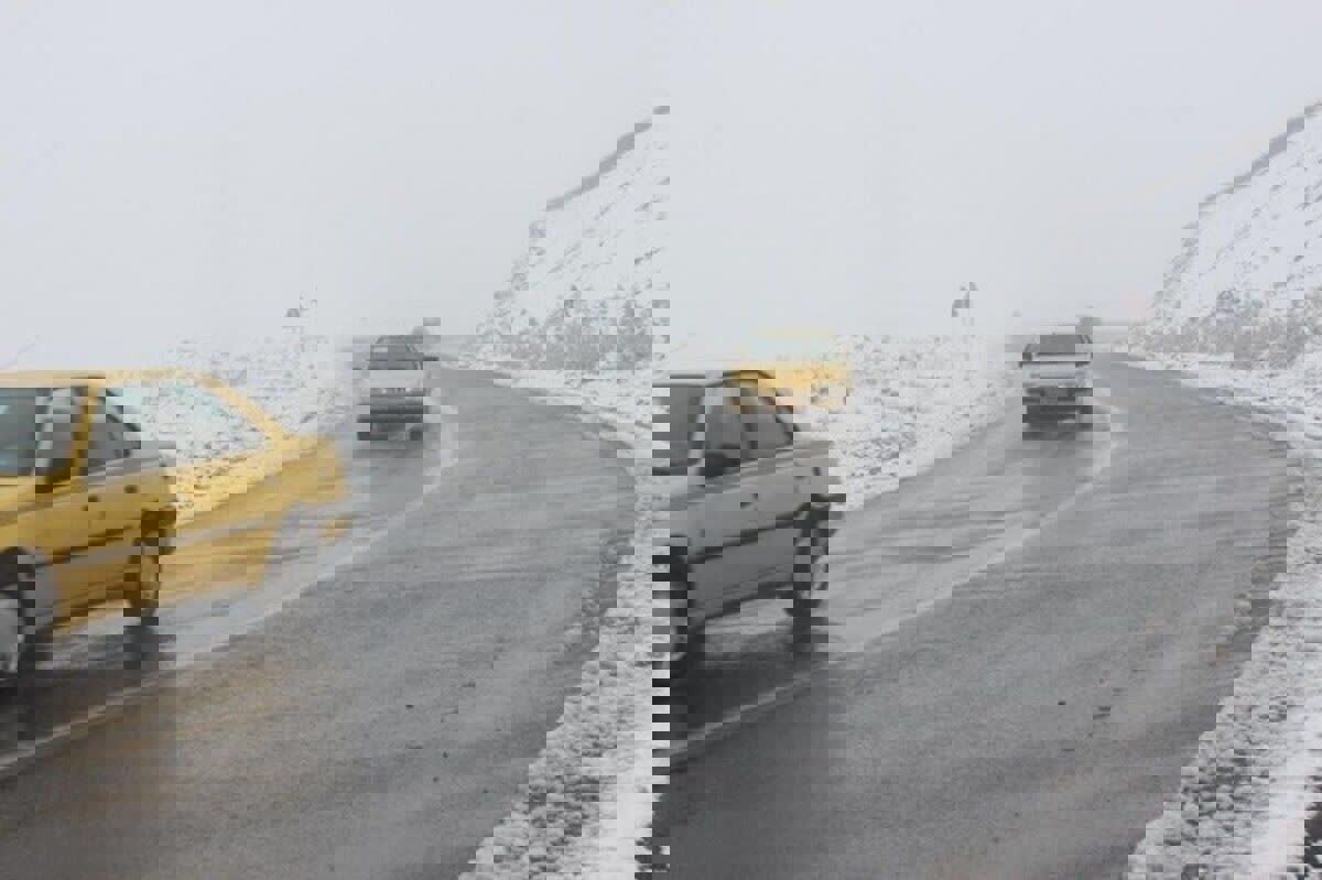 هاشمی: محورهای مواصلاتی اردبیل باز است