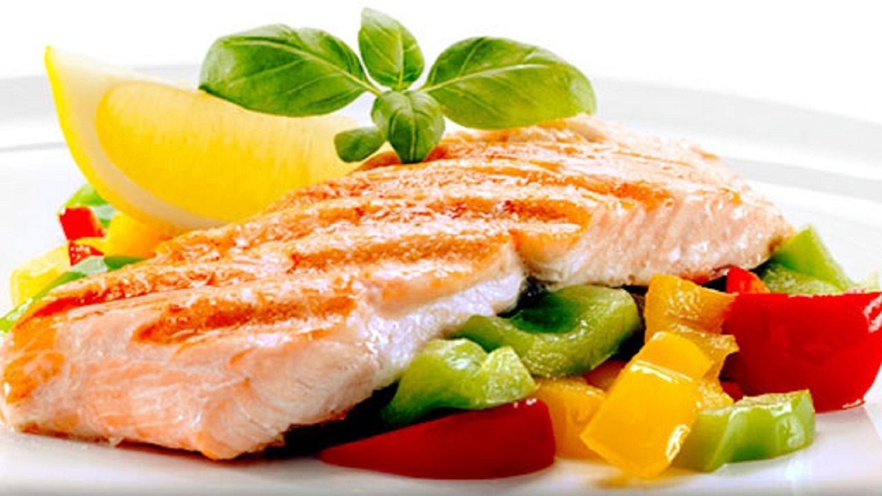 برگزاری کارگاه آموزشی و ترویجی طبخ غذا‌های دریایی در تبریز