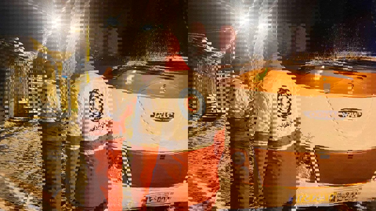 مسافران اتوبوس گرفتار در کولاک محور شاهین‌دژ – تکاب امدادرسانی شدند